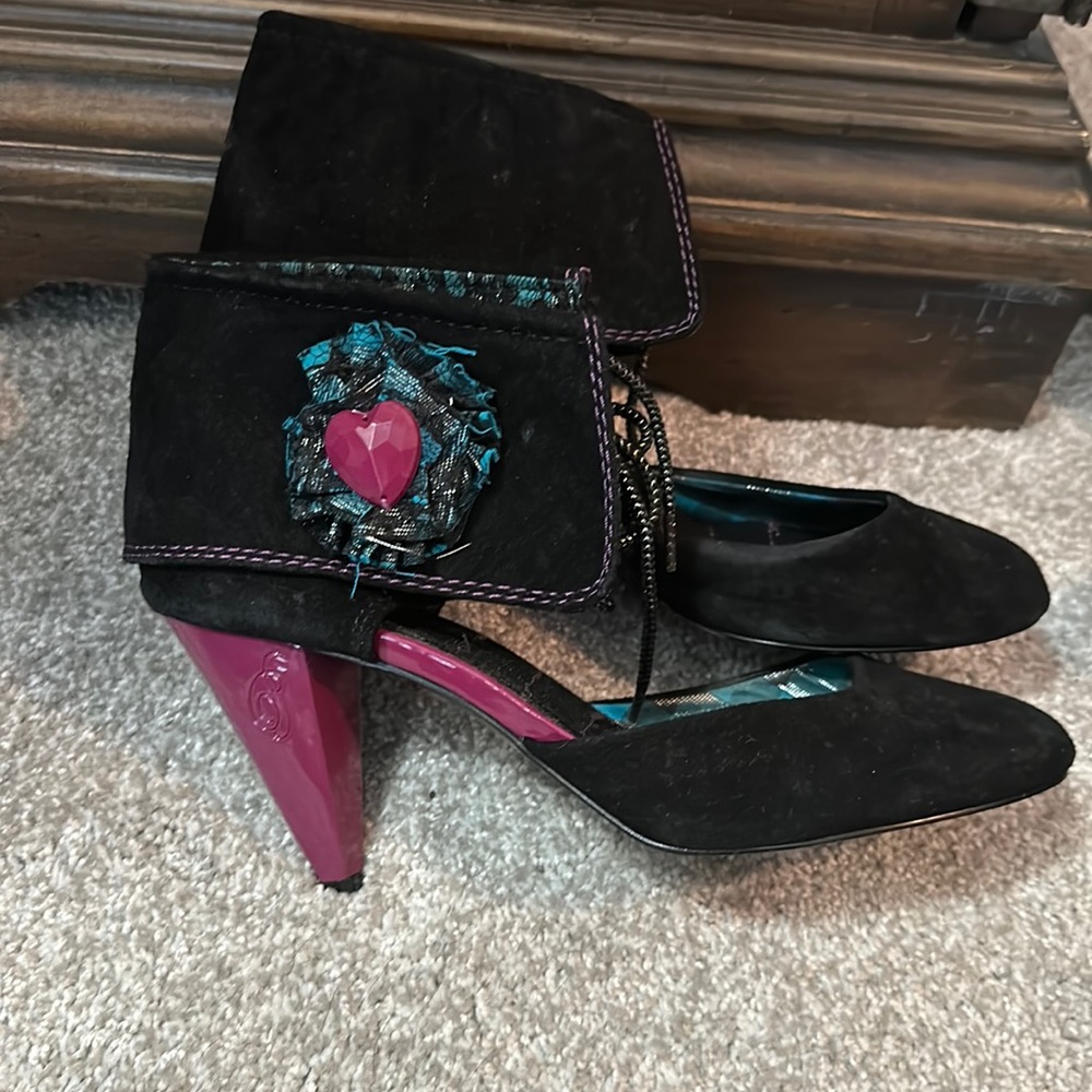 Plaid Grape Fiorellino Pump by Pastry size 8 1/2